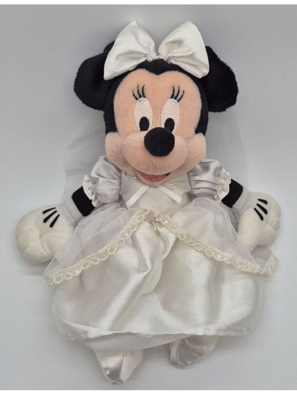 Walt Disney World Minnie Mouse Bride 10” Bean Bag Plush